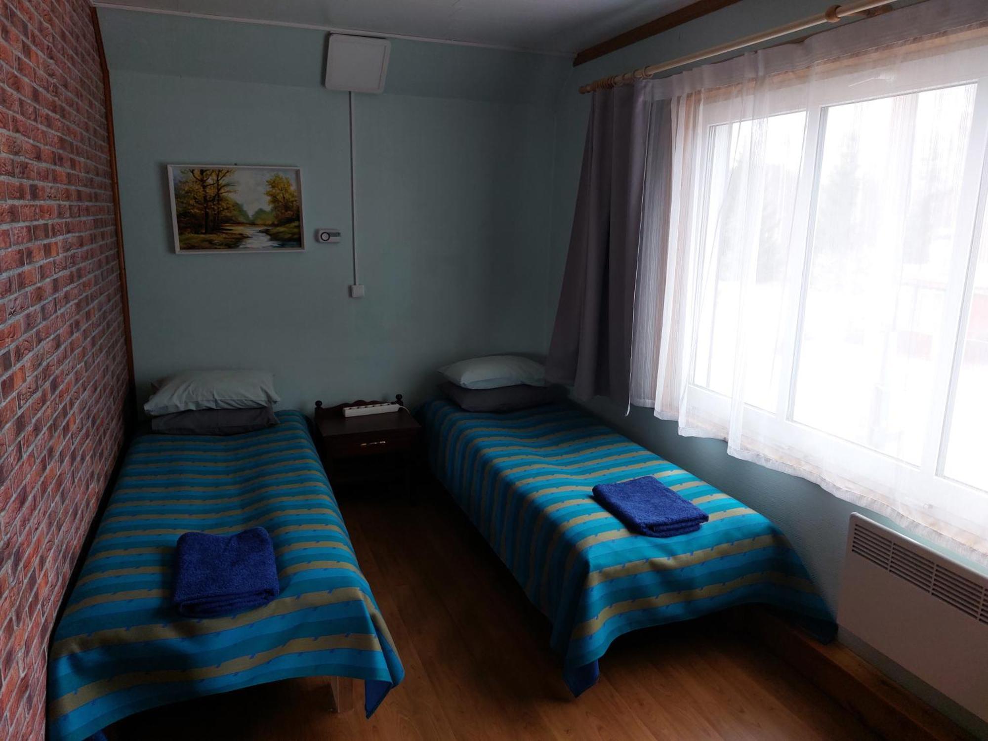 Livonia Matkamaja Hostel Kilingi-Nomme ภายนอก รูปภาพ